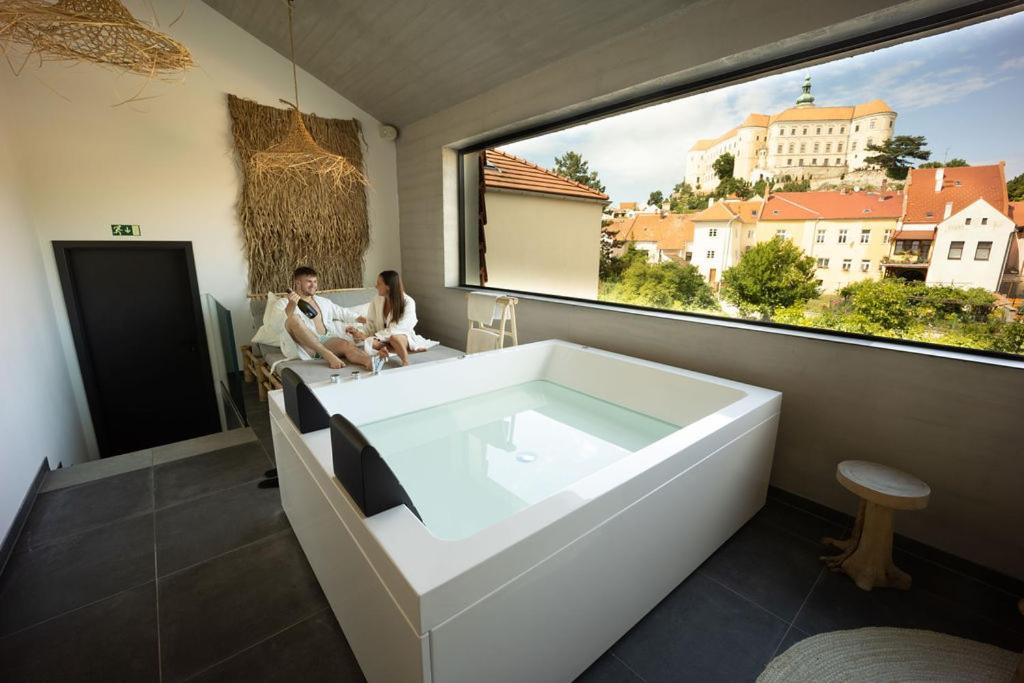 Wellness Hotel Volarik Mikulov Exterior photo